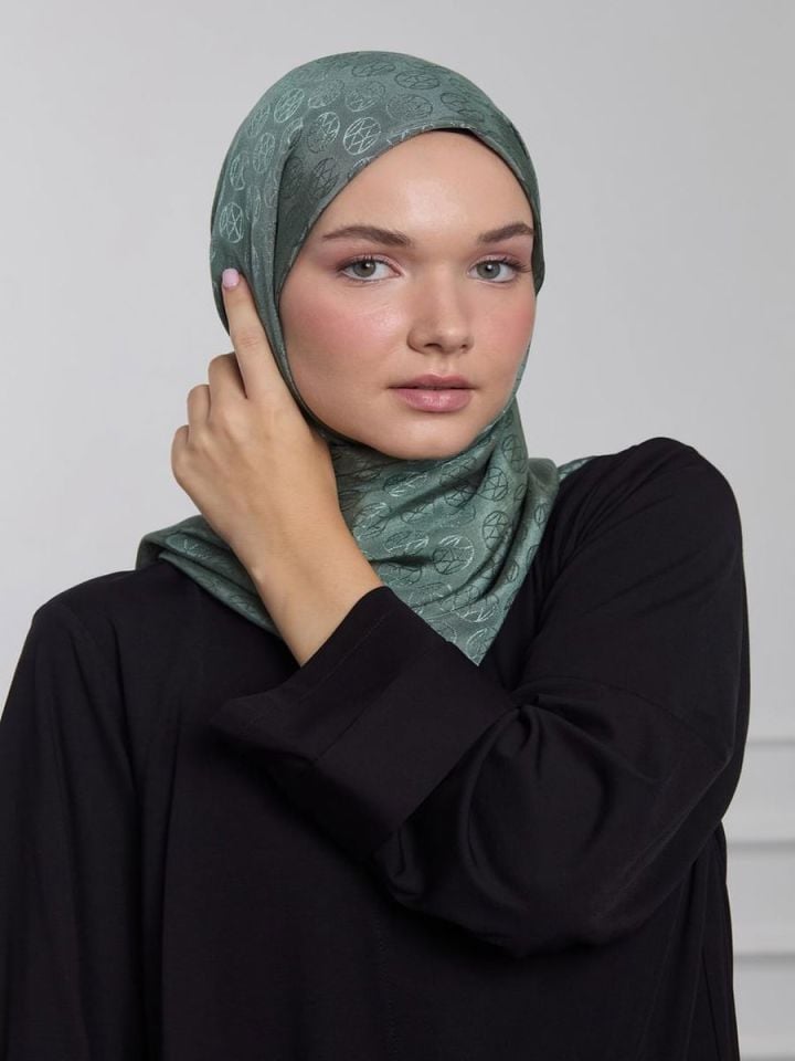 Jakarlı Şal SHİNE SİLKY MAQ  (24SS91002)