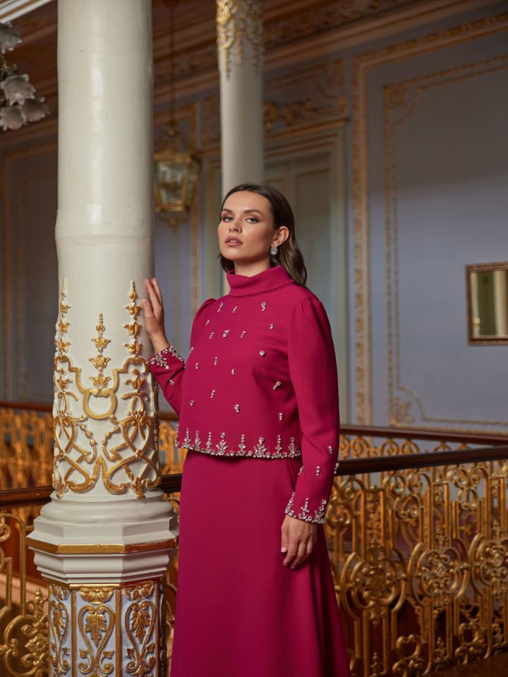 Balıkçı Yaka İşlemeli Etekli Krep Takım