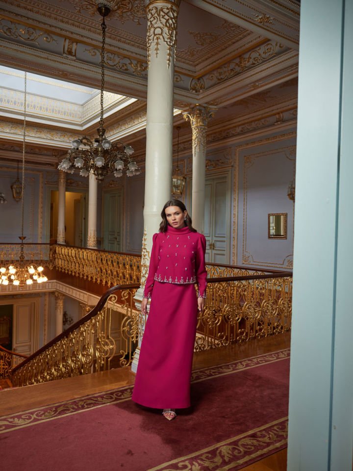 Balıkçı Yaka İşlemeli Etekli Krep Takım