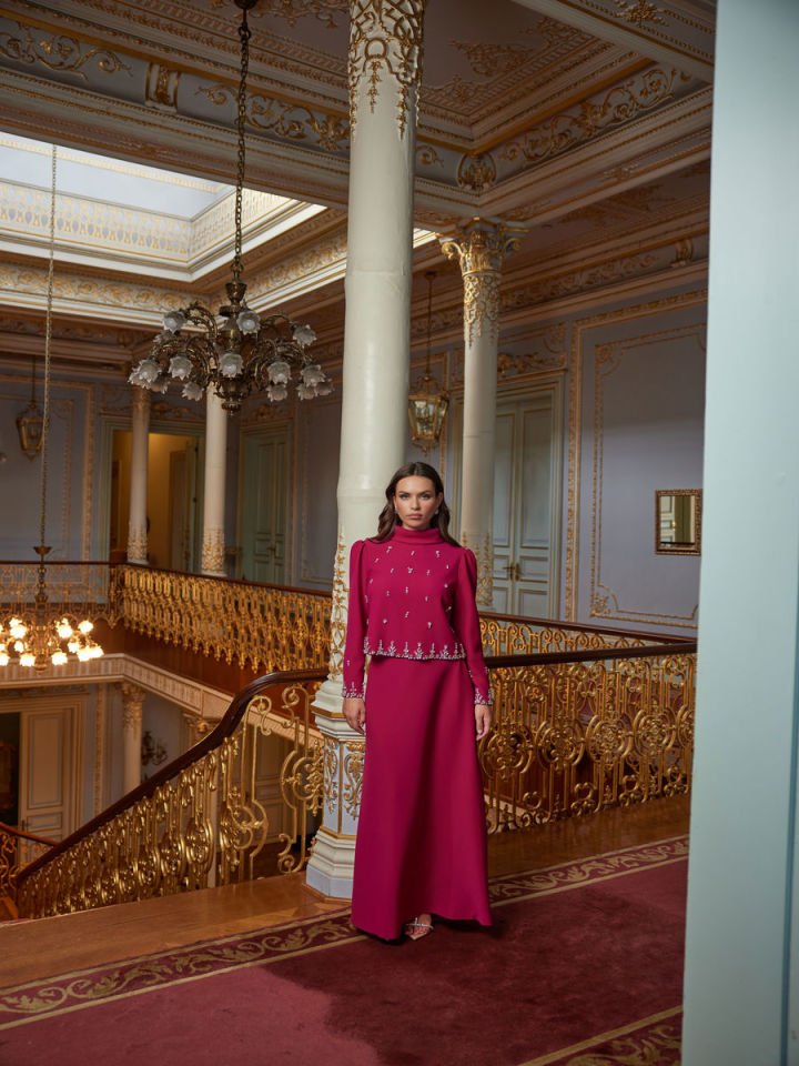 Balıkçı Yaka İşlemeli Etekli Krep Takım