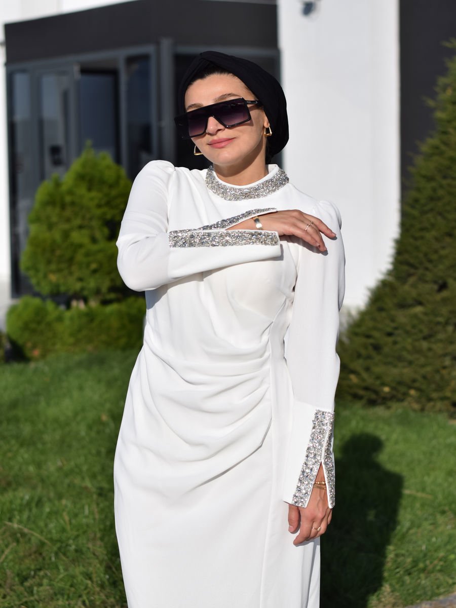 Drapeli Beyaz Abiye Elbise 2442