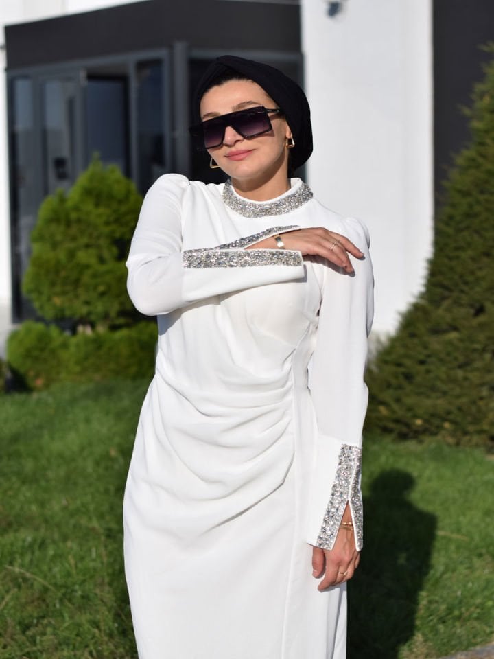 Drapeli Beyaz Abiye Elbise 2442