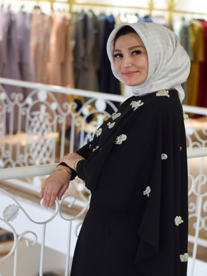 Omuz Pelerinli Dilruba Abiye Elbise