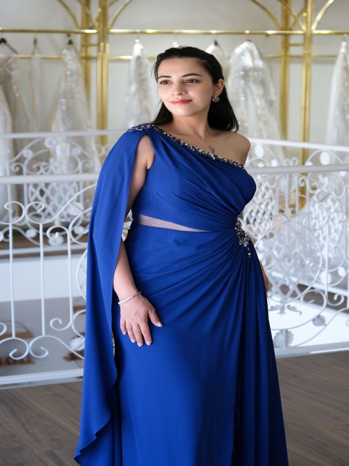 Pelerinli Abiye Elbise