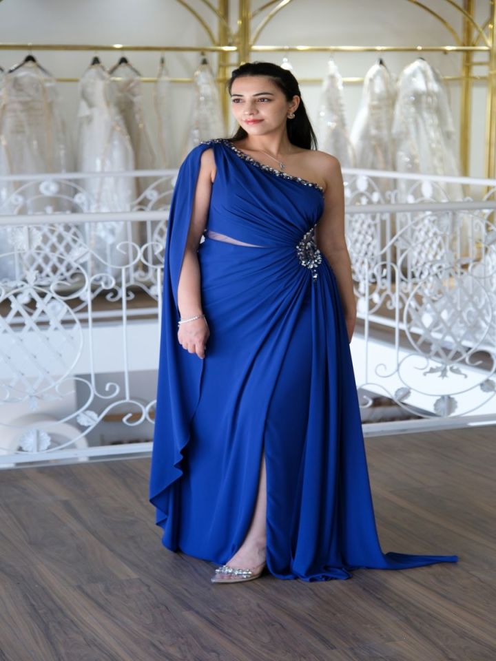 Pelerinli Abiye Elbise