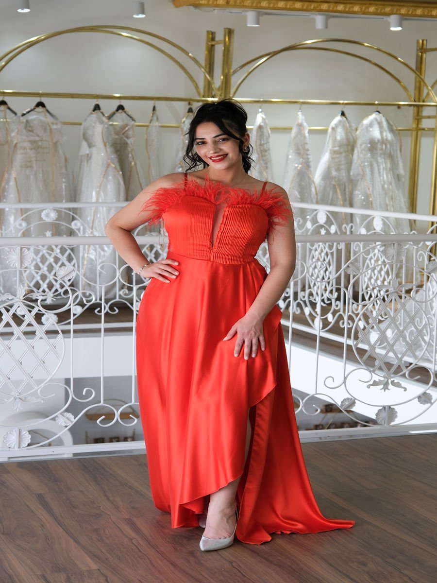 Otrişli Saten Abiye Elbise