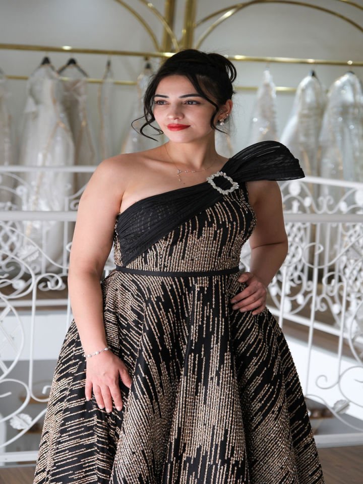 Tek Omuz Işıltılı Siyah Abiye Elbise