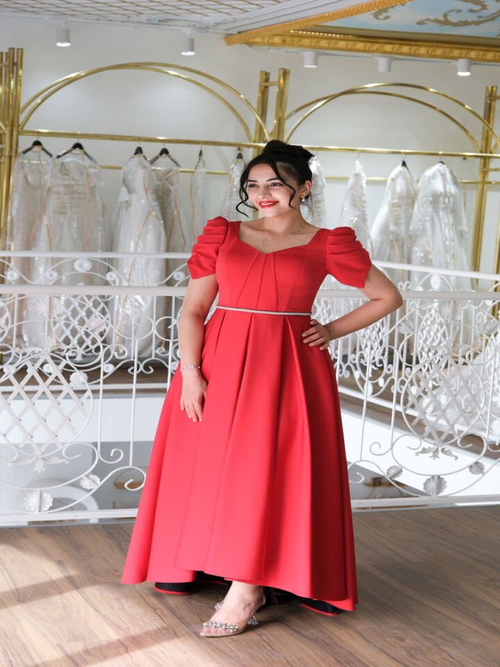 Kırmızı Abiye Elbise
