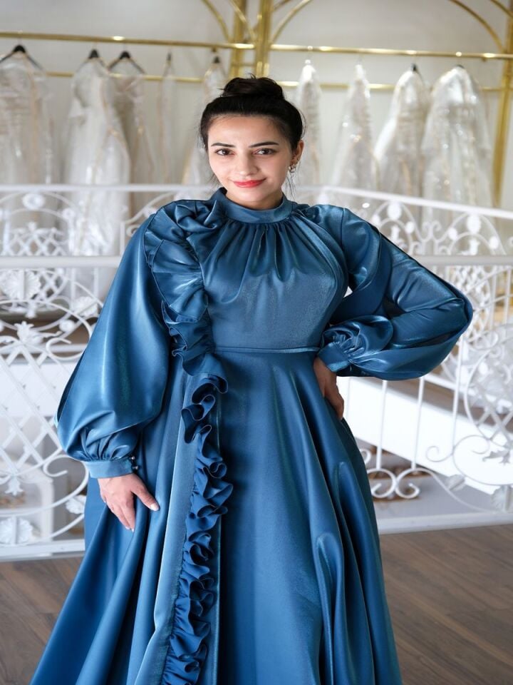 Saten Volanlı Abiye Elbise