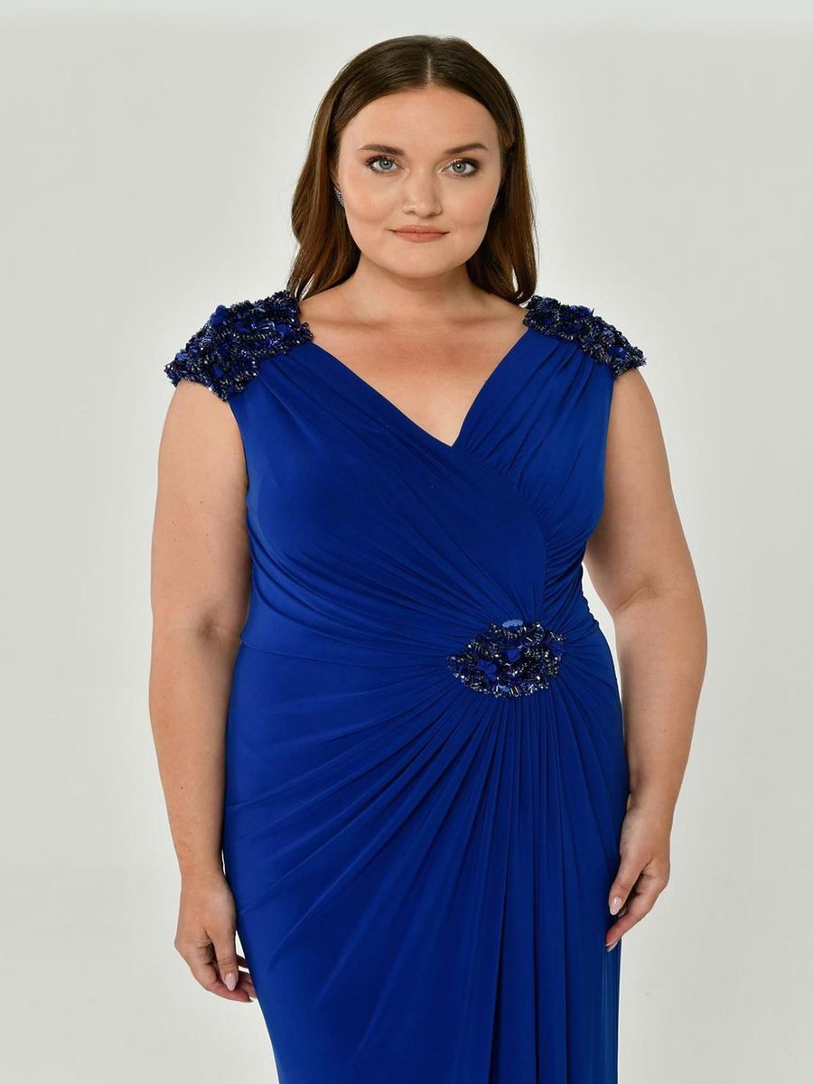 Alfabeta Kolsuz V Yaka Yırtmaçlı Uzun Elbise Stok Kodu: MA-B5529-001