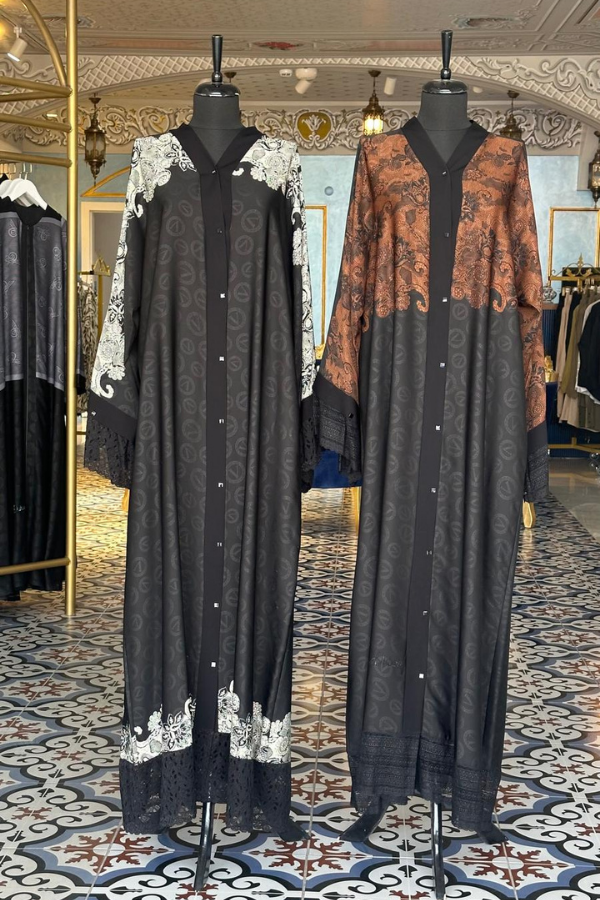 Desenli Güpür Detaylı Ferace