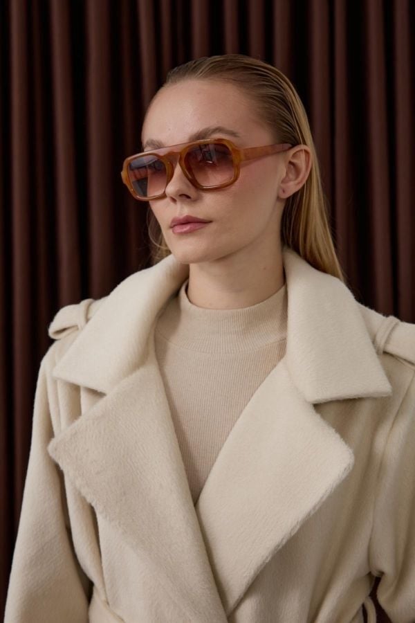 Düğmeli Kuşaklı Kaban